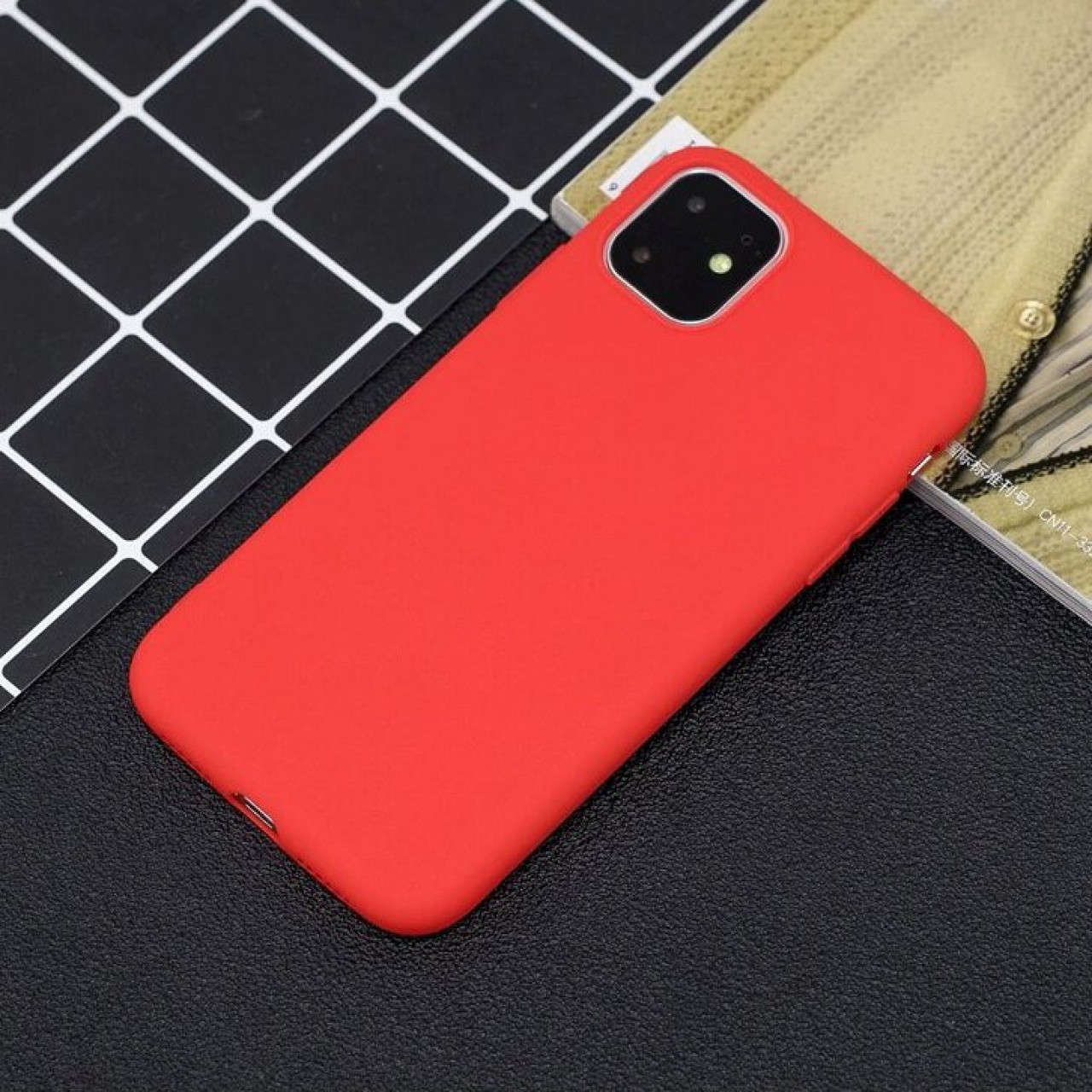 Θήκη iPhone 11 Soft Flexible Rubber Cover Σιλικόνης - 5556 - Κόκκινο - Hurtel